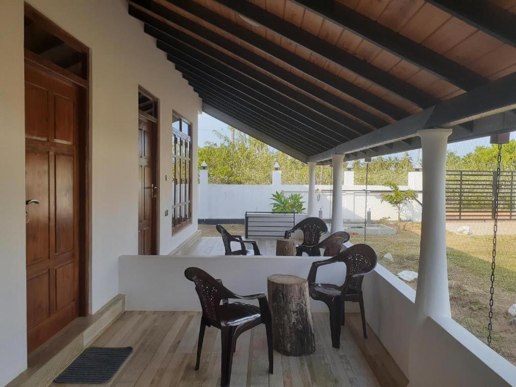 Blu Marine Nilaveli Ξενοδοχείο Trincomalee Εξωτερικό φωτογραφία